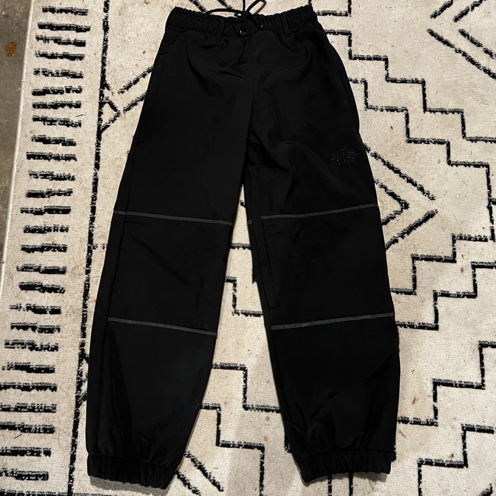 Fyve Snow Pants - Black - Size Small EUC